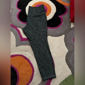 Athleta Salutation Stash size L